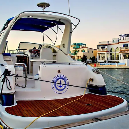 Yacht Sella Ronda * 利马索尔